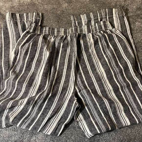 Lightweight striped pants. Briggs, size L. - Picture 3 of 3